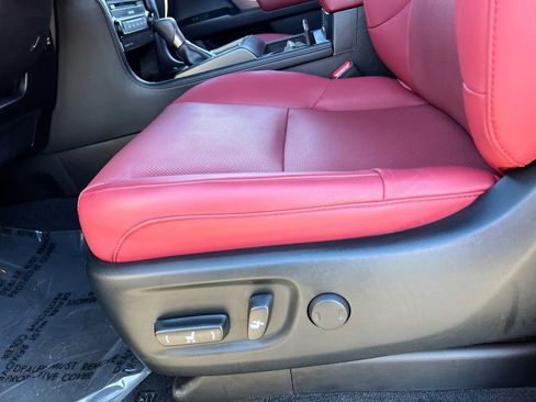 Used 2023 Lexus GX 460 Premium w/ Premium Package image 16