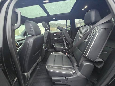 Used 2025 GMC Acadia Denali w/ LPO, Floor Liner Package image 13