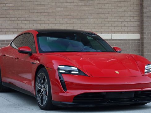 Used 2020 Porsche Taycan 4S w/ Premium Package AWD/4WD image 4