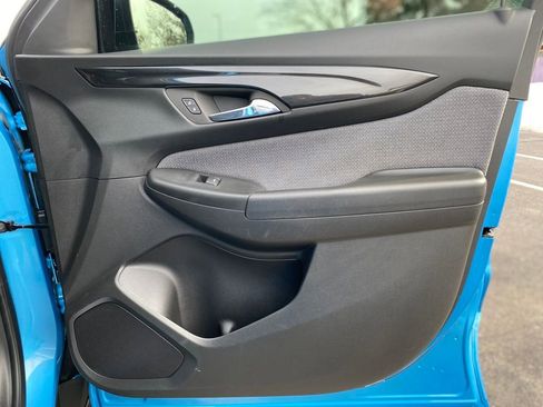 Used 2025 Chevrolet TrailBlazer LS w/ LS Convenience Package image 9