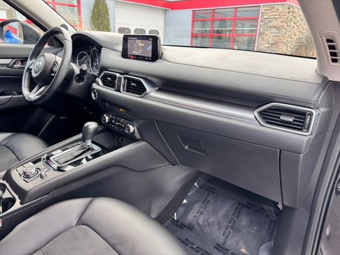 Used 2018 MAZDA CX-5 Touring w/ Preferred Equipment Package image 19