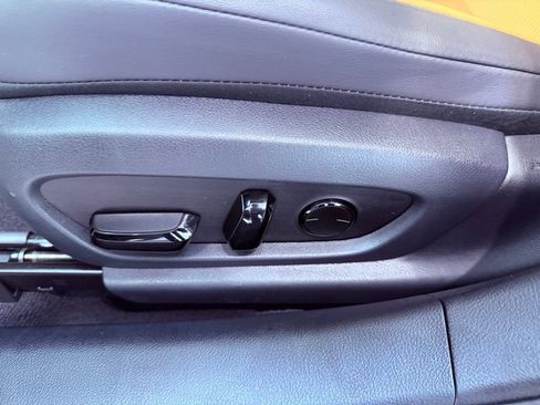 Certified 2024 Lexus ES 350 w/ Premium Package image 19