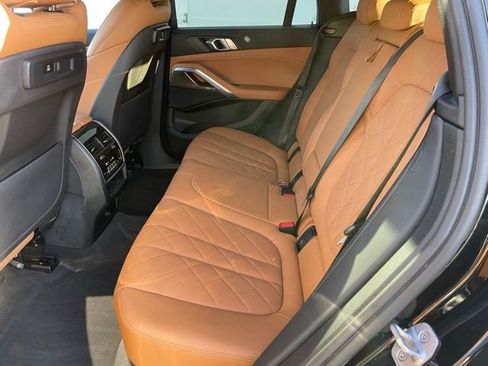 Certified 2023 BMW X6 xDrive40i w/ Climate Comfort Package image 7