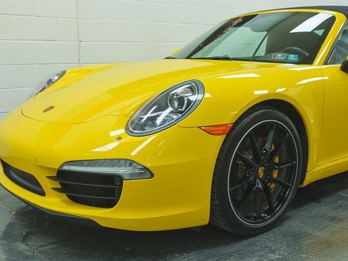 Used 2012 Porsche 911 Carrera S w/ Burmester Audio Pkg RWD image 11