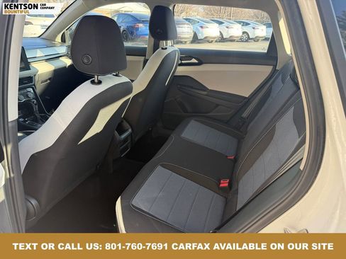 Used 2025 Volkswagen Taos S image 33