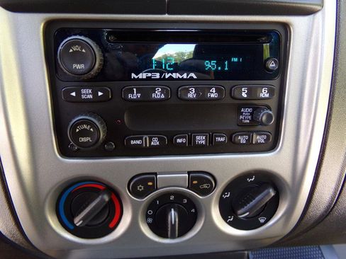 Used 2012 Chevrolet Colorado W/T RWD image 25