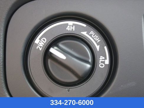 New 2026 Nissan Frontier SV image 25