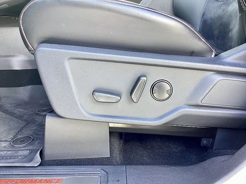 Used 2024 Ford Bronco Raptor w/ Interior Carbon Fiber Pack 6 image 11