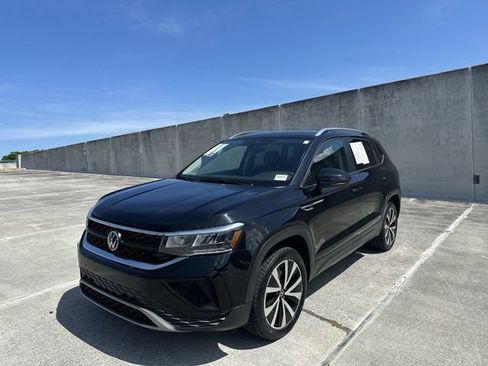 Used 2024 Volkswagen Taos SE FWD image 35