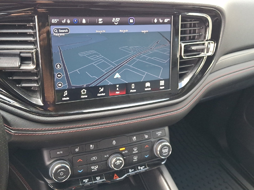 Used 2022 Dodge Durango R/T w/ Blacktop Package AWD/4WD image 19
