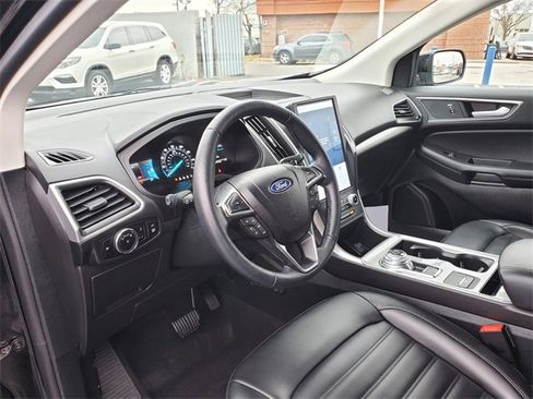 Certified 2024 Ford Edge SEL w/ Convenience Package image 11