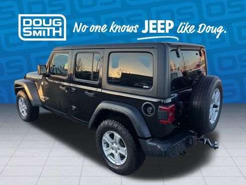 Used 2020 Jeep Wrangler Unlimited Sport S image 3