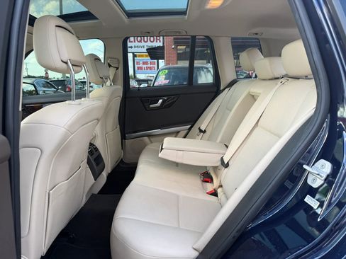 Used 2015 Mercedes-Benz GLK 350 2WD image 14
