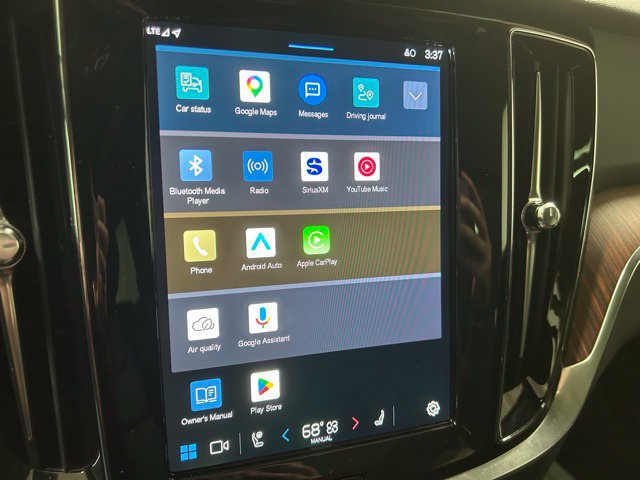 Certified 2025 Volvo V60 B5 Cross Country Plus AWD/4WD image 17
