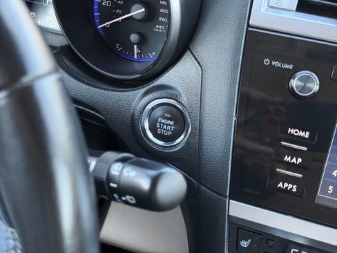 Used 2017 Subaru Outback 2.5i Limited image 13