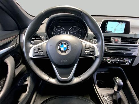 Used 2018 BMW X1 xDrive28i AWD/4WD image 5