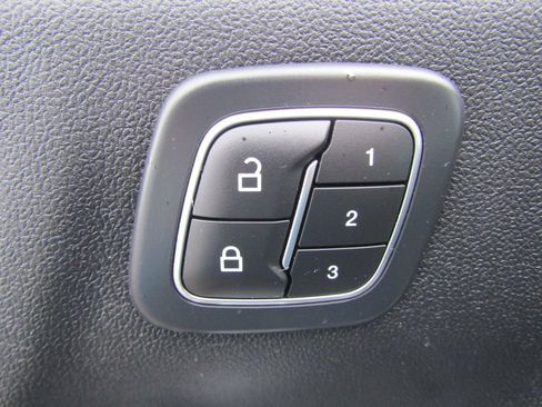 Used 2023 Ford Escape ST-Line Select w/ Tech Pack #2 image 19