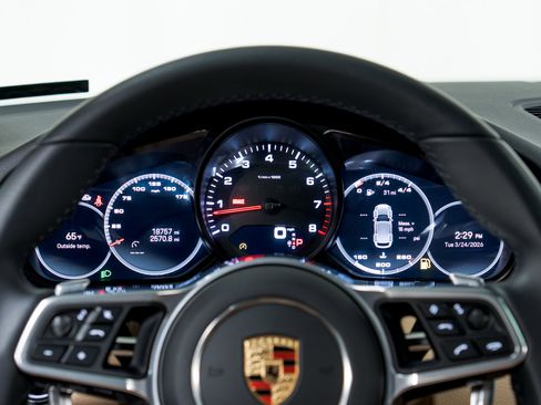 Certified 2023 Porsche Cayenne image 22