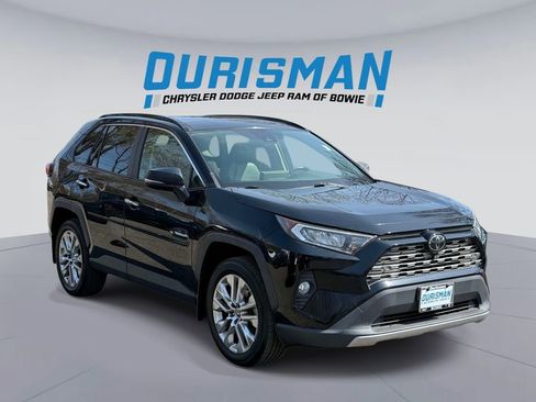 Used 2019 Toyota RAV4 Limited w/ Advanced Technology Package image 1