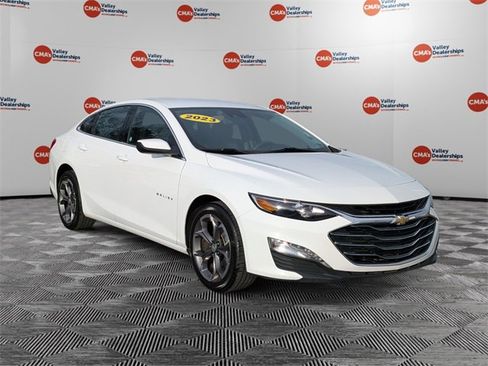 Used 2023 Chevrolet Malibu LT image 3