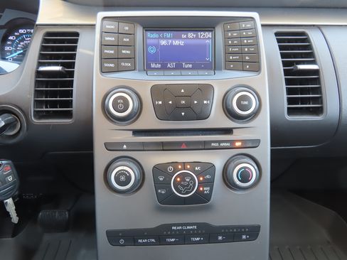 Used 2013 Ford Flex SE FWD image 24