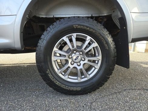 Used 2020 Ford F150 Lariat image 7