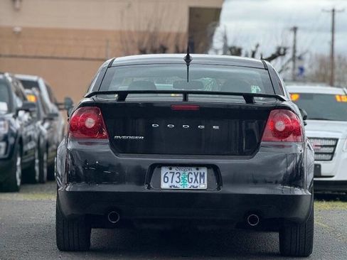 Used 2014 Dodge Avenger SXT w/ Sun/Sound Group image 15