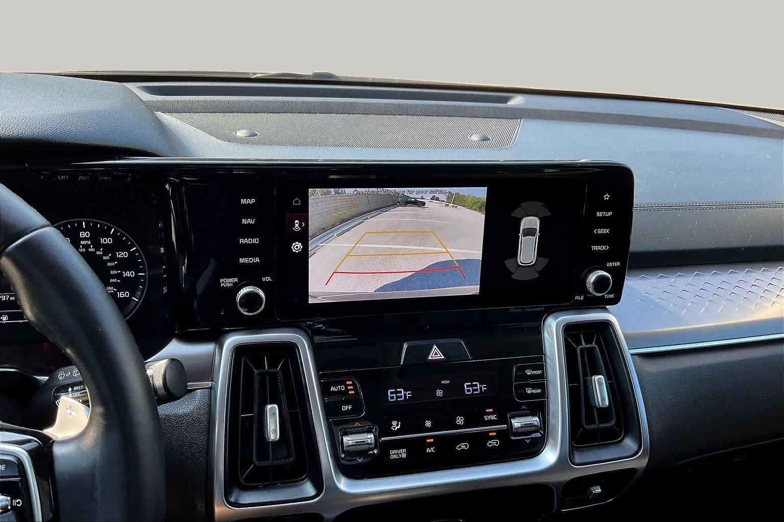 Used 2022 Kia Sorento EX w/ Panoramic Sunroof Package FWD image 27