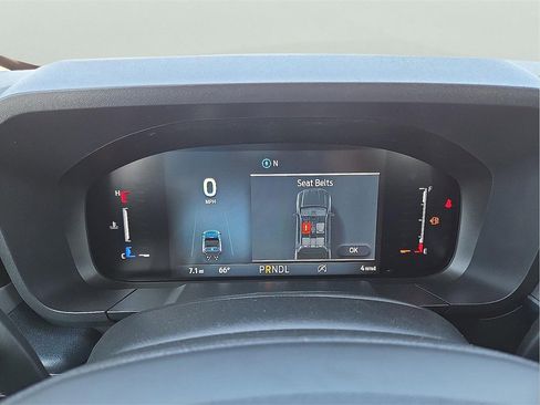 New 2025 Ford Maverick XL w/ Equipment Group 102A image 18