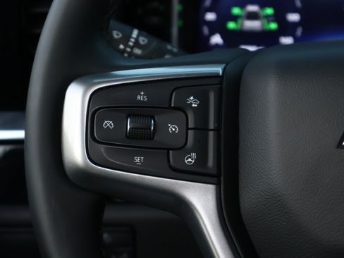 Used 2024 Chevrolet Silverado 1500 LT RWD image 14