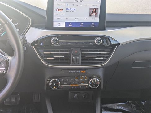 Used 2022 Ford Escape SEL image 20