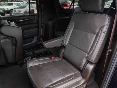 Used 2023 GMC Yukon XL Denali w/ Max Trailering Package image 24