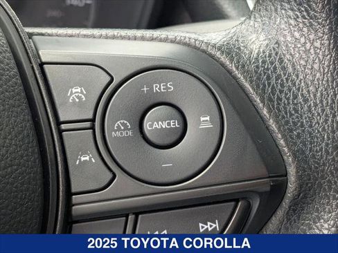 Used 2025 Toyota Corolla LE FWD image 15