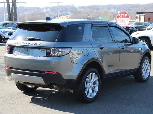 Used 2017 Land Rover Discovery Sport HSE image 6
