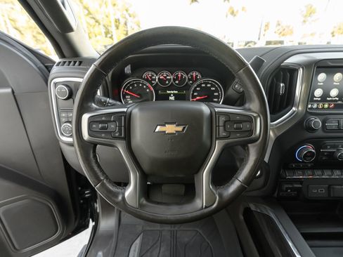 Used 2021 Chevrolet Silverado 1500 LTZ image 9