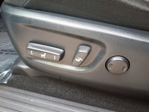 Used 2024 Toyota 4Runner SR5 image 12