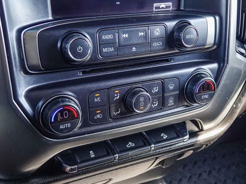 Used 2018 Chevrolet Silverado 1500 LT w/ All Star Edition AWD/4WD image 21