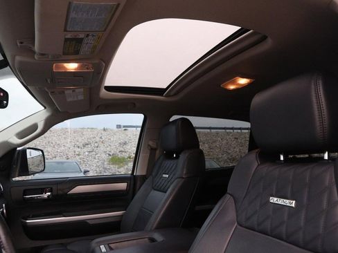 Used 2017 Toyota Tundra Platinum AWD/4WD image 8