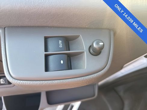 Used 2023 Chevrolet Express 2500 w/ Driver Convenience Package RWD image 21