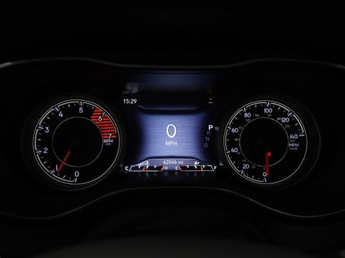 Used 2020 Jeep Cherokee Trailhawk w/ Comfort/Convenience Group image 25