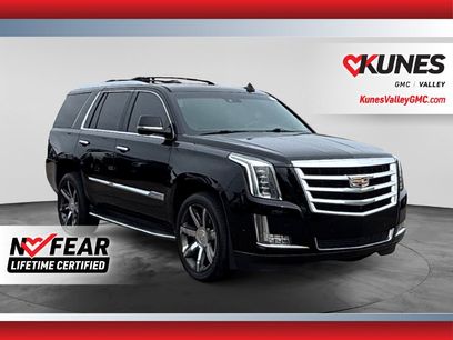 Used 2017 Cadillac Escalade Luxury