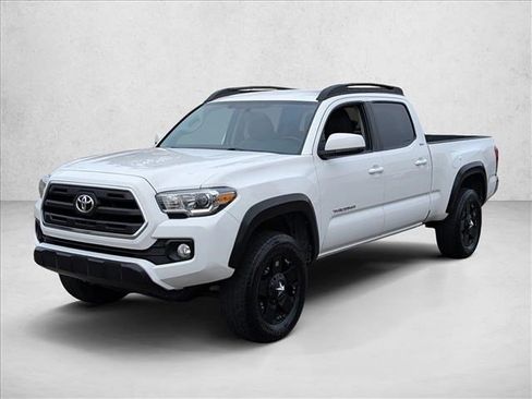 Used 2016 Toyota Tacoma SR5 image 1
