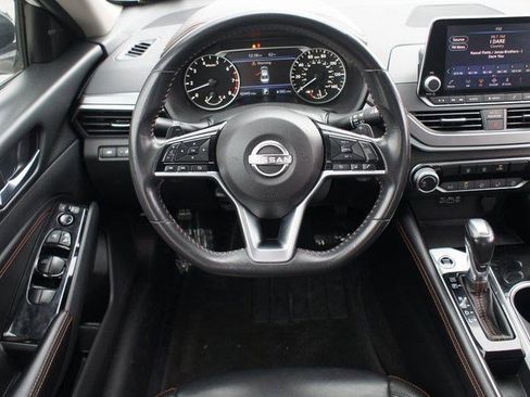 Used 2023 Nissan Altima 2.5 SR image 5