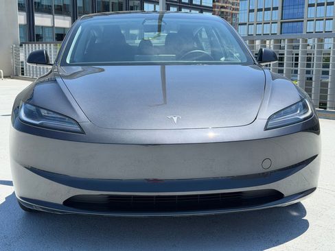 Used 2025 Tesla Model 3 Long Range AWD/4WD image 10