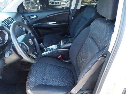 Used 2018 Dodge Journey SXT w/ Blacktop Package image 13