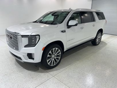 Used 2021 GMC Yukon XL Denali w/ Denali Premium Package