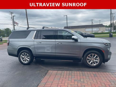 Used 2023 Chevrolet Suburban Premier AWD/4WD image 8