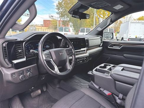 Used 2022 Chevrolet Silverado 1500 RST w/ Protection Package image 10