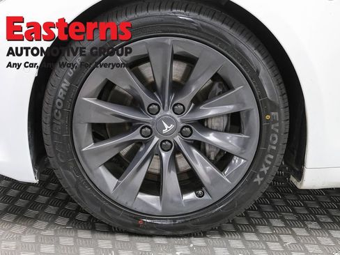 Used 2018 Tesla Model S 100D AWD/4WD image 27