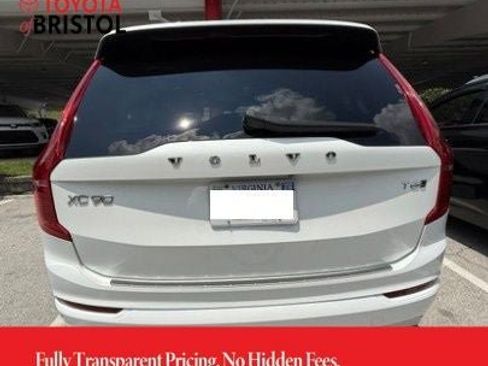 Used 2020 Volvo XC90 T6 Momentum w/ Protection Package Premier AWD/4WD image 12